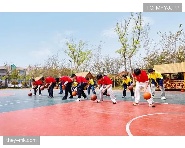篮球新手必看:运球规则的正确理解与练习方法 篮球新手必看:运球规则的正确理解与练习方法